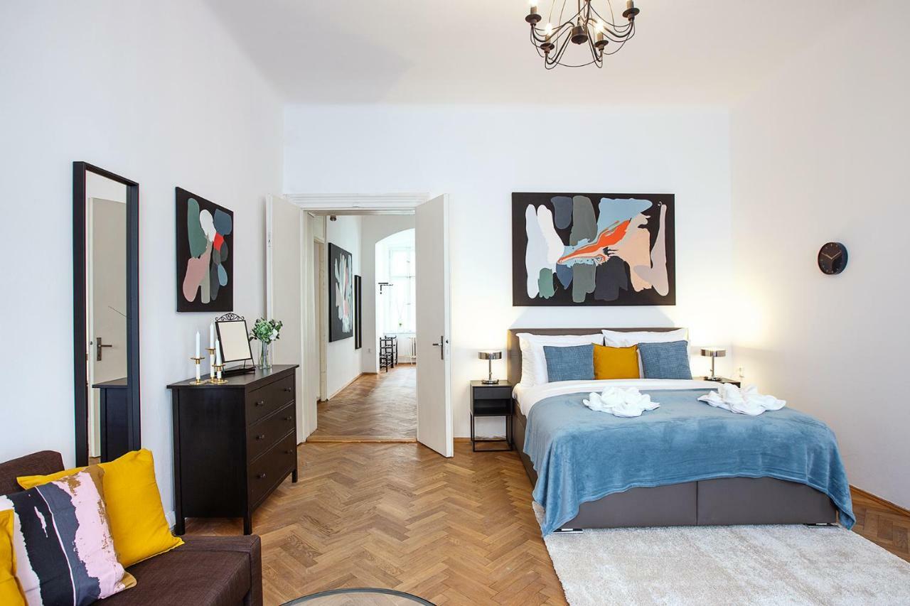 5Br 2Bath Family Apt 5Mins To Wenceslas Square Prague Extérieur photo